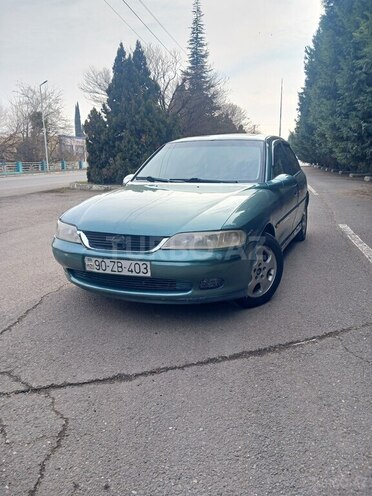 Opel Vectra 1999, 320,000 km - 2.0 l - Qazax