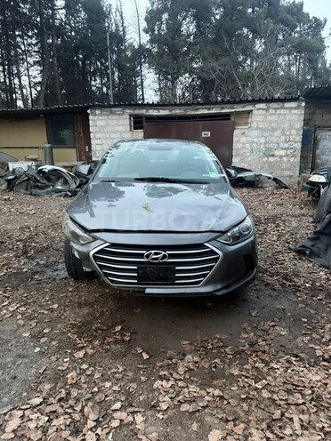 Hyundai Elantra 2019, 107,236 km - 2.0 l - Ağstafa