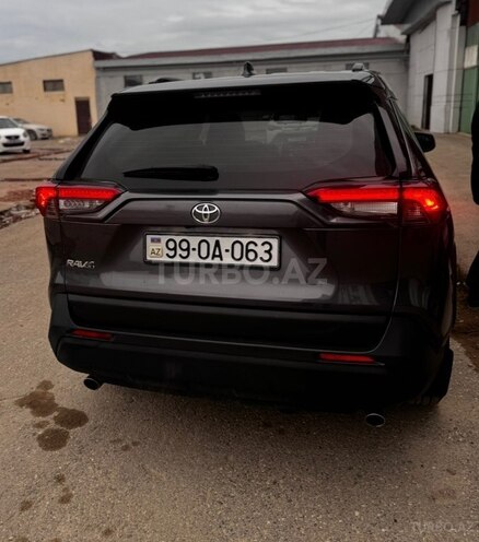 Toyota RAV4 2018, 132,000 km - 2.0 l - Bakı