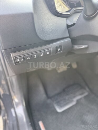 Toyota Corolla-7