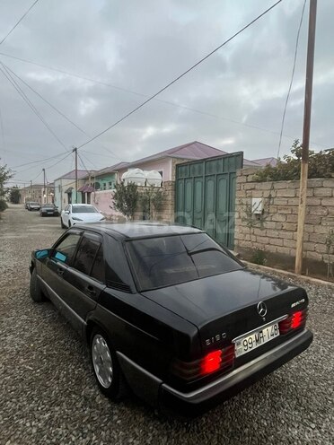 Mercedes 190-6