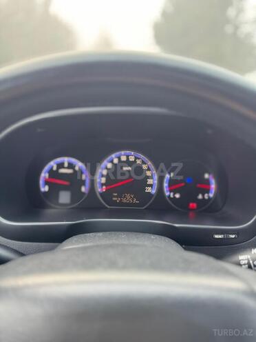 Hyundai Santa Fe-8