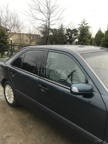 Mercedes E 200 1999, 386,940 km - 2.0 l - Lənkəran