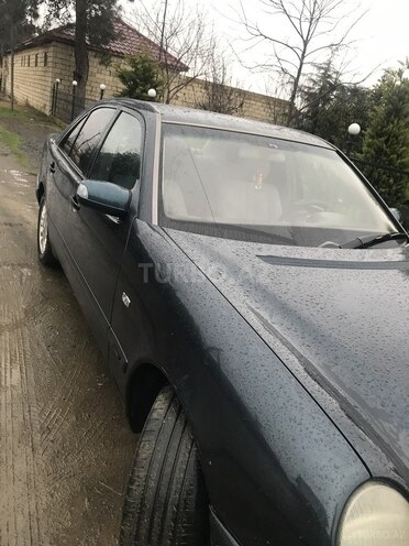 Mercedes E 200 1999, 386,940 km - 2.0 l - Lənkəran