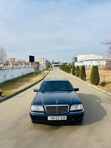 Mercedes C 180 1997, 300,000 km - 1.8 l - Tovuz