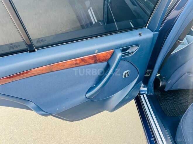 Mercedes C 180 1997, 300,000 km - 1.8 l - Tovuz