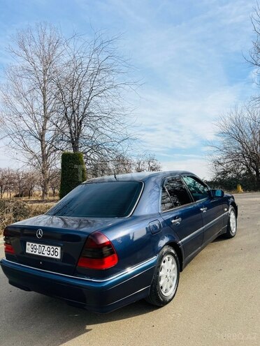 Mercedes C 180 1997, 300,000 km - 1.8 l - Tovuz