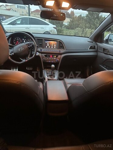 Hyundai Elantra 2017, 88,000 km - 1.6 л - Bakı