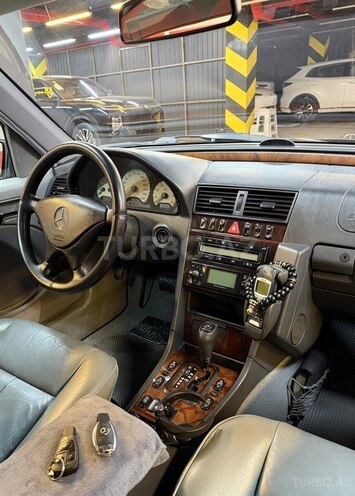 Mercedes C 240 1999, 326,800 km - 2.4 л - Bakı