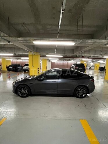 Tesla Model 3 2023, 27,543 km - 0.0 l - Gəncə