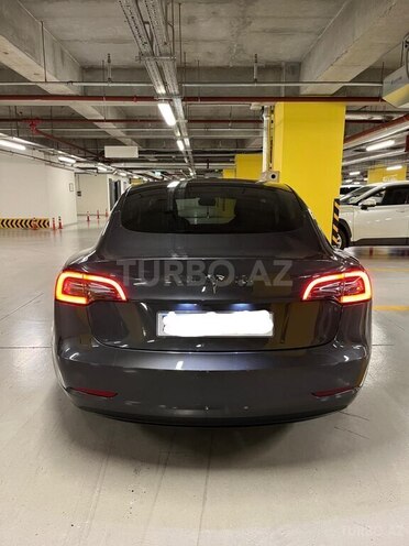Tesla Model 3 2023, 27,543 km - 0.0 l - Gəncə