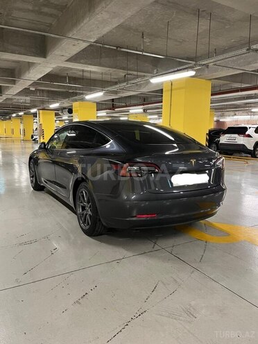Tesla Model 3 2023, 27,543 km - 0.0 l - Gəncə