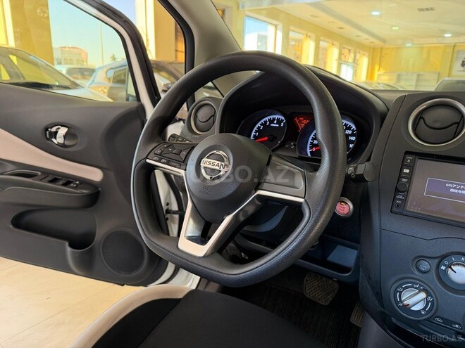 Nissan Note-9