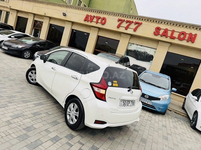 Nissan Note-8