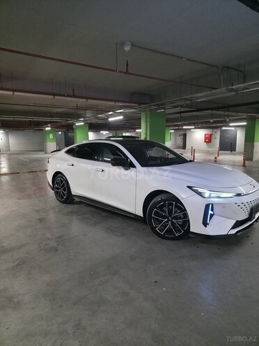 Changan Qiyuan A06 2023, 33,500 km - 1.5 л - Bakı
