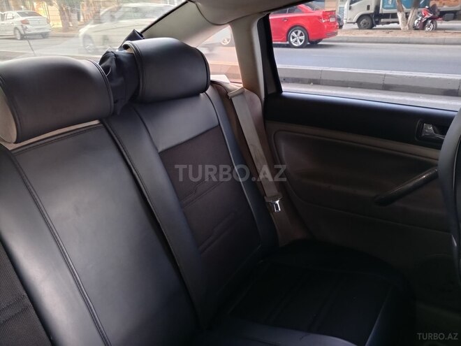 Volkswagen Passat-9