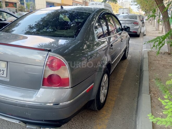 Volkswagen Passat-3
