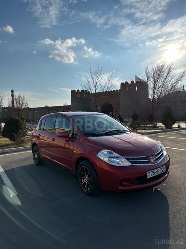 Nissan Tiida-3