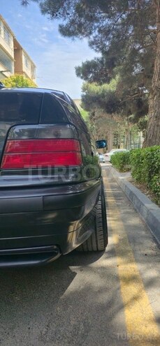 BMW 320 1992, 424,000 km - 2.0 л - Bakı