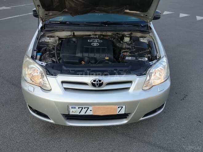 Toyota Corolla 2007, 340,000 km - 1.4 l - Ucar