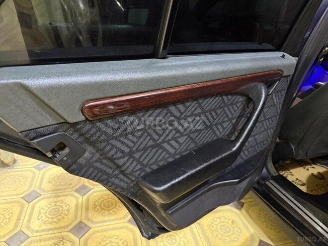 Mercedes C 180 1995, 192,000 km - 1.8 l - Gəncə