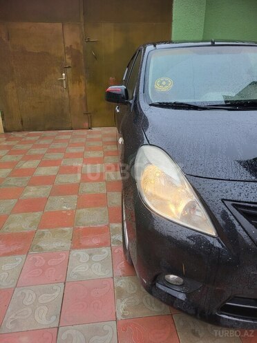 Nissan Sunny 2012, 240,000 km - 1.5 l - Bakı