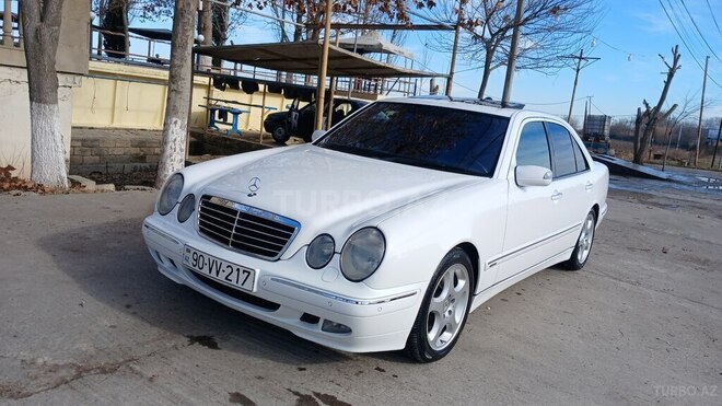 Mercedes E 320 2000, 303,467 km - 3.2 l - Ağcabədi