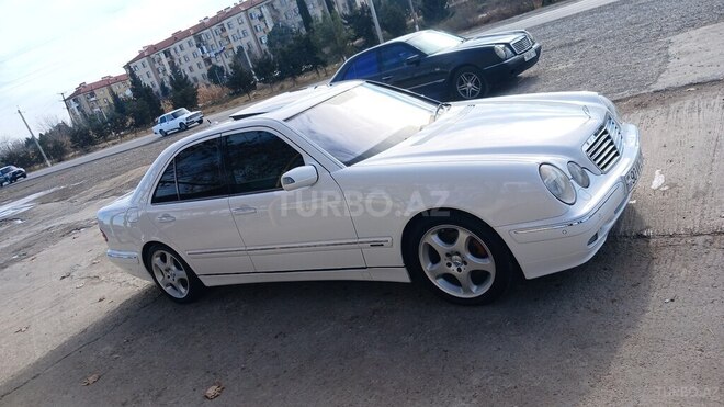 Mercedes E 320 2000, 303,467 km - 3.2 l - Ağcabədi