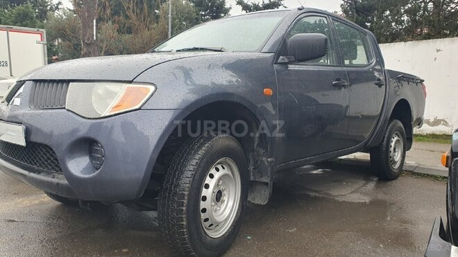 Mitsubishi L200 2007, 495,300 km - 2.5 l - Bakı