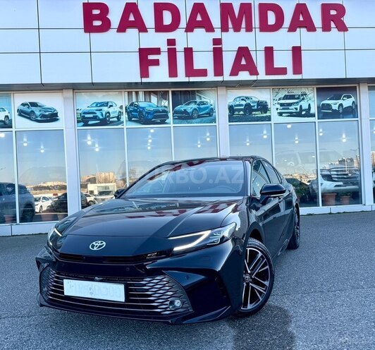Toyota Camry-1