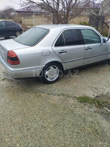 Mercedes C 180 1993, 235,478 km - 1.8 л - Bakı