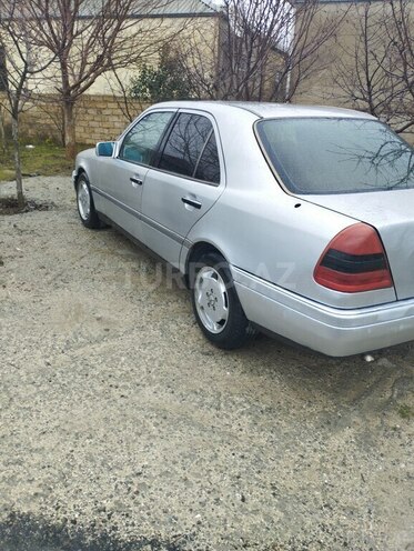 Mercedes C 180 1993, 235,478 km - 1.8 л - Bakı