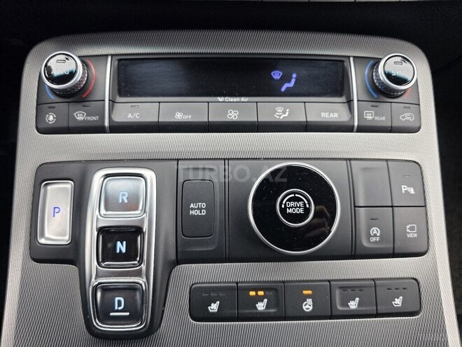 Hyundai Palisade-13