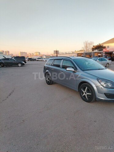 Opel Astra 2006, 332,440 km - 1.3 l - Bakı