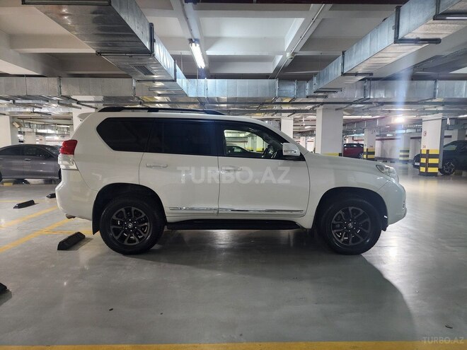 Toyota Land Cruiser Prado 2012, 275,000 km - 3.0 l - Bakı