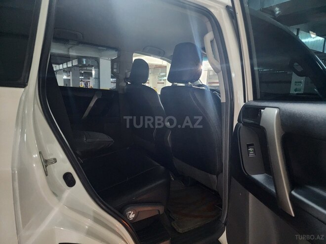 Toyota Land Cruiser Prado 2012, 275,000 km - 3.0 l - Bakı