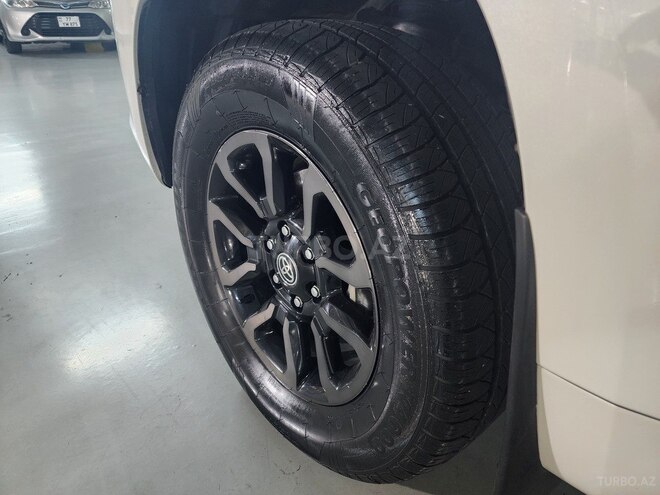 Toyota Land Cruiser Prado 2012, 275,000 km - 3.0 l - Bakı