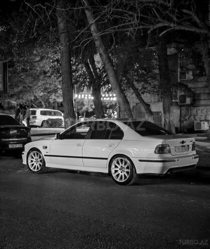 BMW 528 1999, 400,000 km - 2.8 l - Bakı