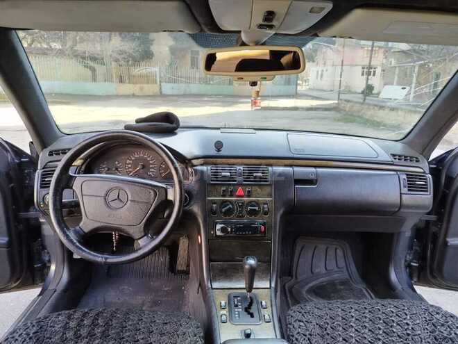 Mercedes E 230 1996, 380,000 km - 2.3 l - Sumqayıt