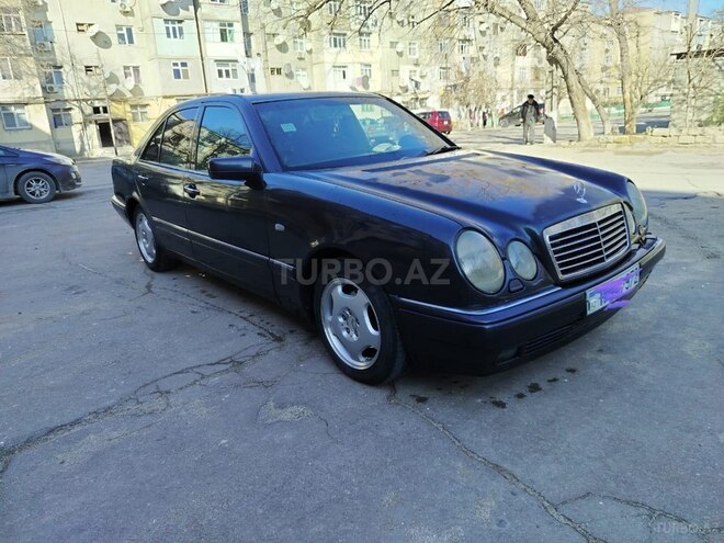 Mercedes E 230 1996, 380,000 km - 2.3 l - Sumqayıt