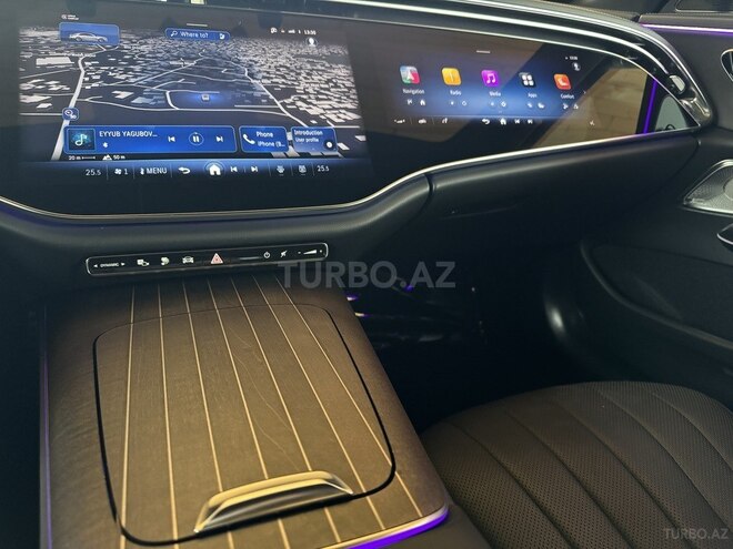 Mercedes E 300 e 4MATIC 2024, 16,000 km - 2.0 л - Bakı