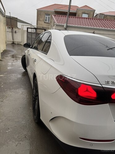 Mercedes E 300 e 4MATIC 2024, 16,000 km - 2.0 л - Bakı