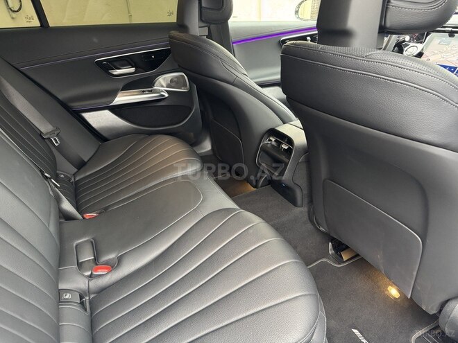Mercedes E 300 e 4MATIC 2024, 16,000 km - 2.0 л - Bakı