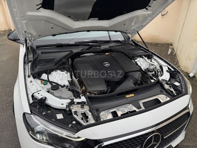 Mercedes E 300 e 4MATIC 2024, 16,000 km - 2.0 л - Bakı