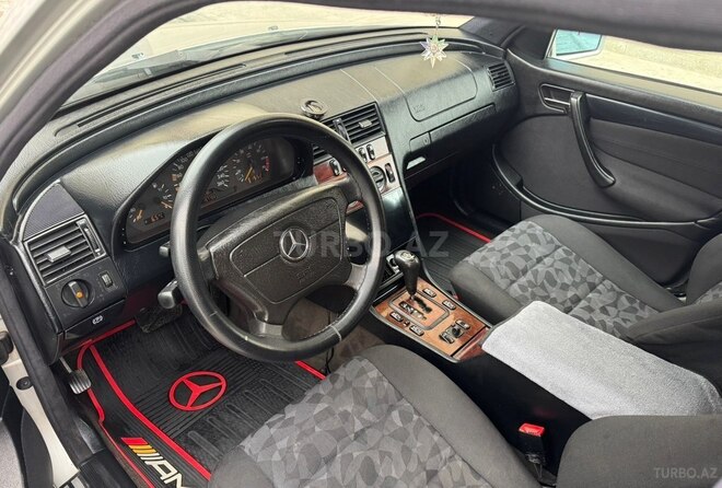 Mercedes C 200 1999, 335,471 km - 2.0 л - Sumqayıt