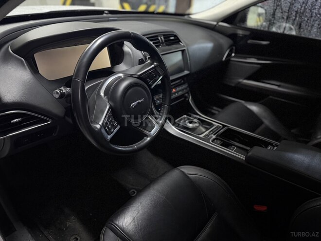 Jaguar XE 2018, 99,000 km - 2.0 l - Bakı