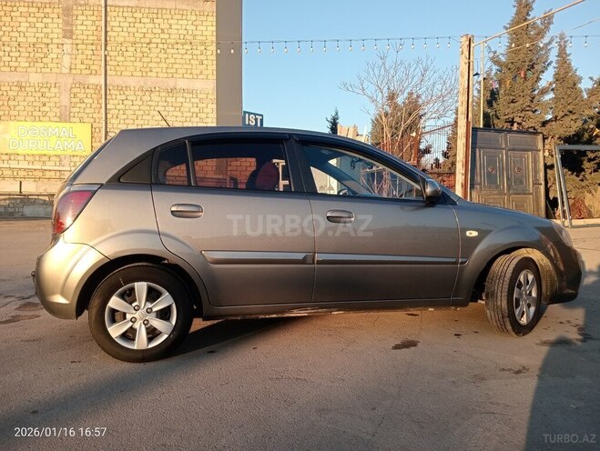 Kia Rio 2010, 214,000 km - 1.5 л - Bakı