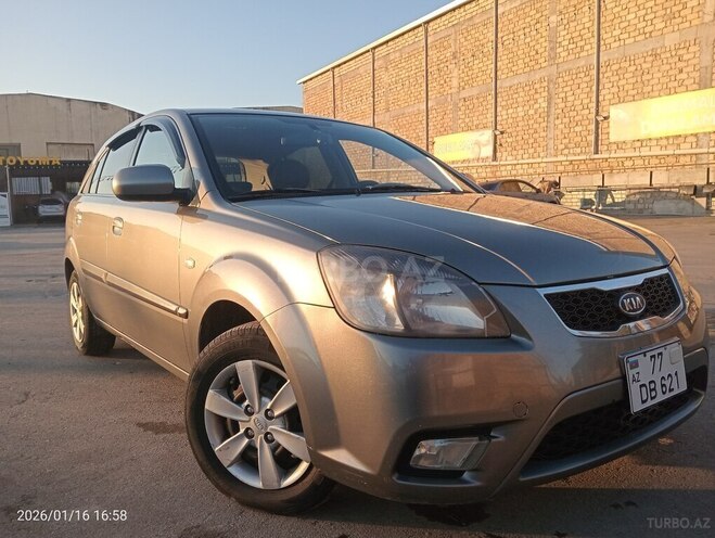 Kia Rio 2010, 214,000 km - 1.5 л - Bakı