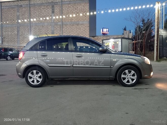 Kia Rio 2010, 214,000 km - 1.5 л - Bakı