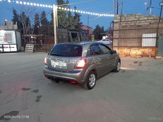 Kia Rio 2010, 214,000 km - 1.5 л - Bakı
